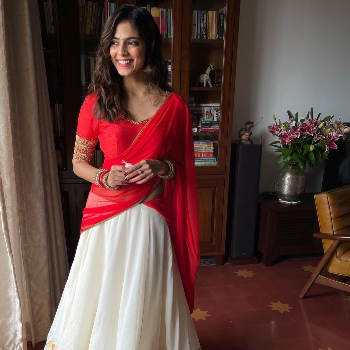 The Traditional Fit Lehenga | Trendy Threads | MG Road, Ganesh Peth Laxmi Road Dulya Maruti Chowk Pune 411002