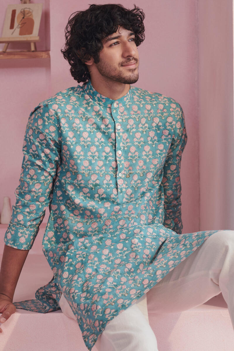 Sanganeri short Kurta-https://i-media.vyaparify.com/vcards/products/6644/KURTA.jpg Image
