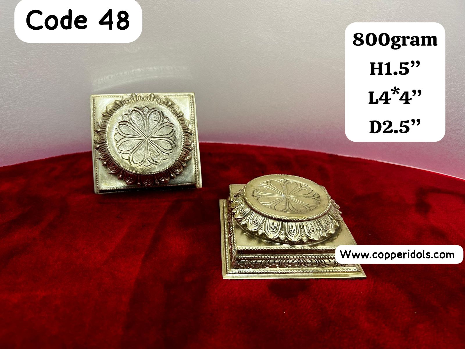 Panchaloha handcrafted peeta-https://i-media.vyaparify.com/vcards/products/69347/2c2f07fc-6ec0-4f90-a71c-99606bdb589f.jpg Image