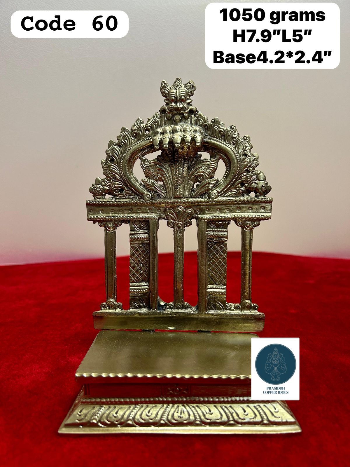 Panchaloha handcrafted peeta prabhavali-https://i-media.vyaparify.com/vcards/products/69368/ae05f1cd-8a89-4ab9-8d5b-90af73396cae.jpg Image