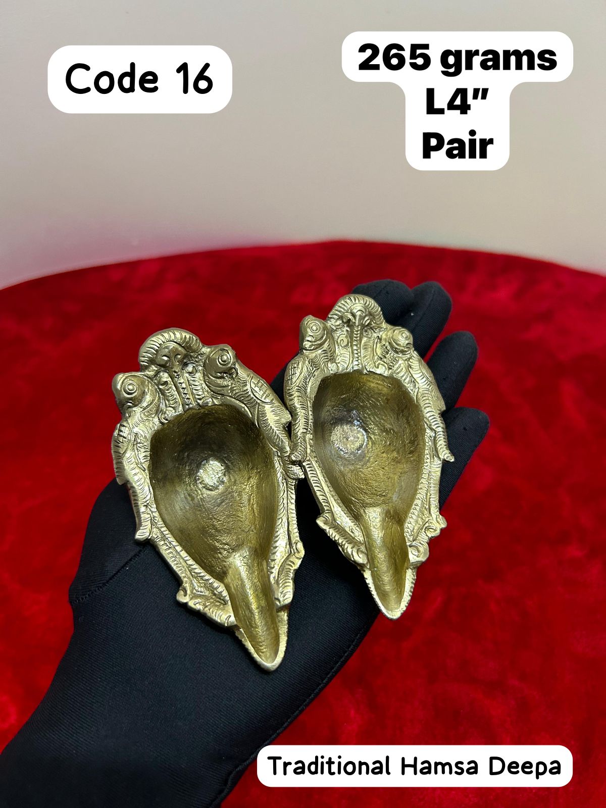 Panchaloha handcrafted traditional hamsa deepa-https://i-media.vyaparify.com/vcards/products/69386/99883516-b020-4464-8ac8-5b9a128b0503.jpg Image