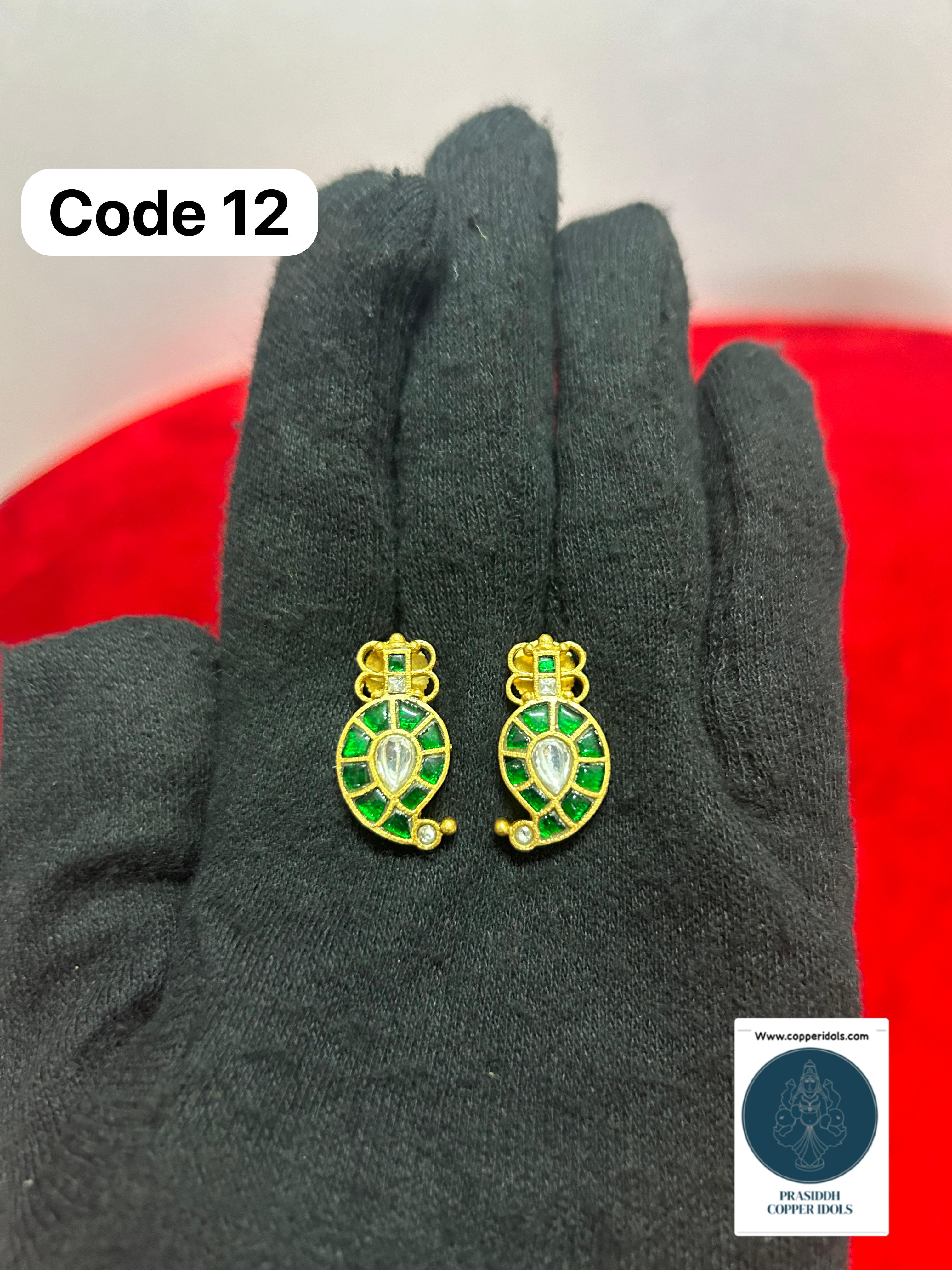 Panchaloha made gold polished mango earrings for alankaram-https://i-media.vyaparify.com/vcards/products/69691/24896416-5b04-4c4f-a489-1fd315f7e3b2-(2).jpg Image