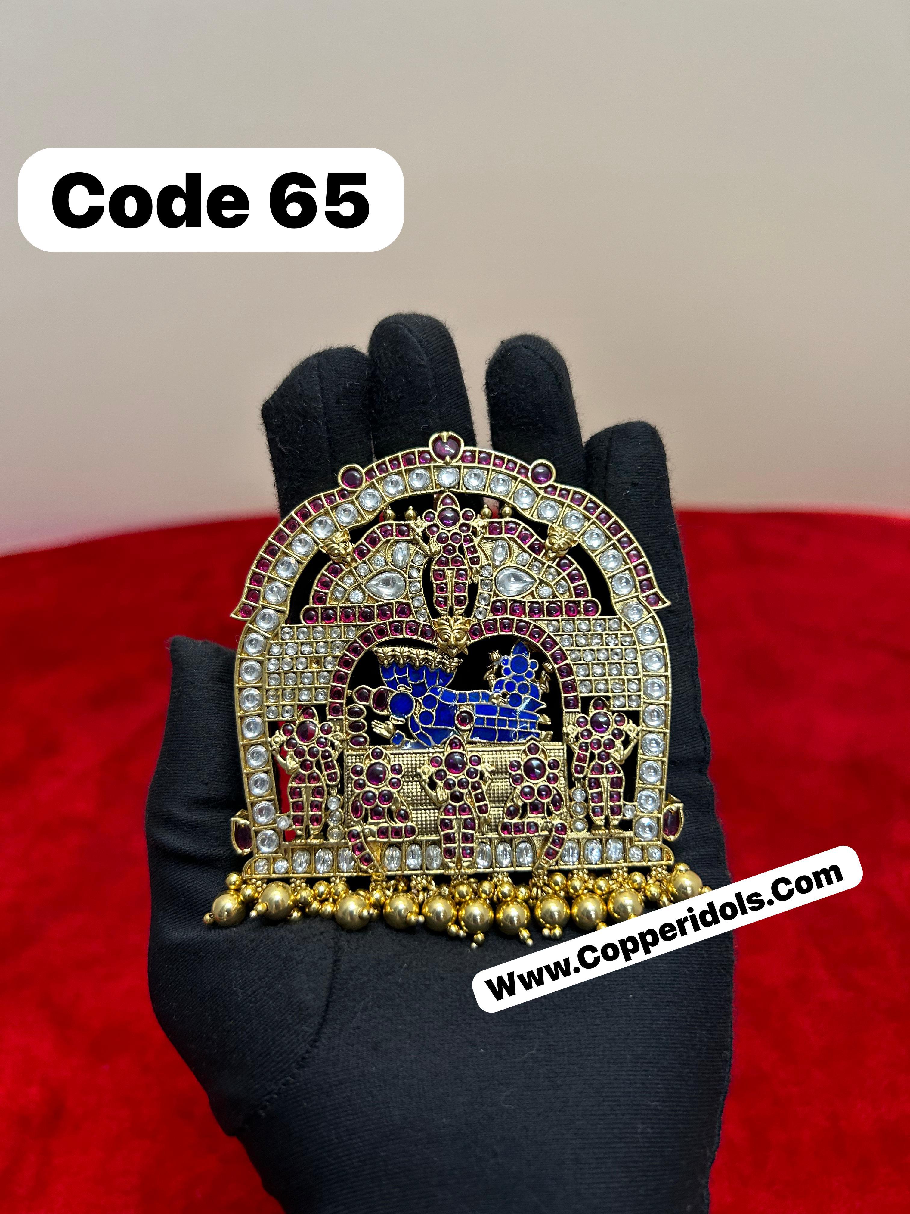 Panchaloha Srirangam Ranganathar gem studded pendant-https://i-media.vyaparify.com/vcards/products/69887/40b1bf61-9aea-4bb0-a6d6-2ebfaa8268fd.jpg Image