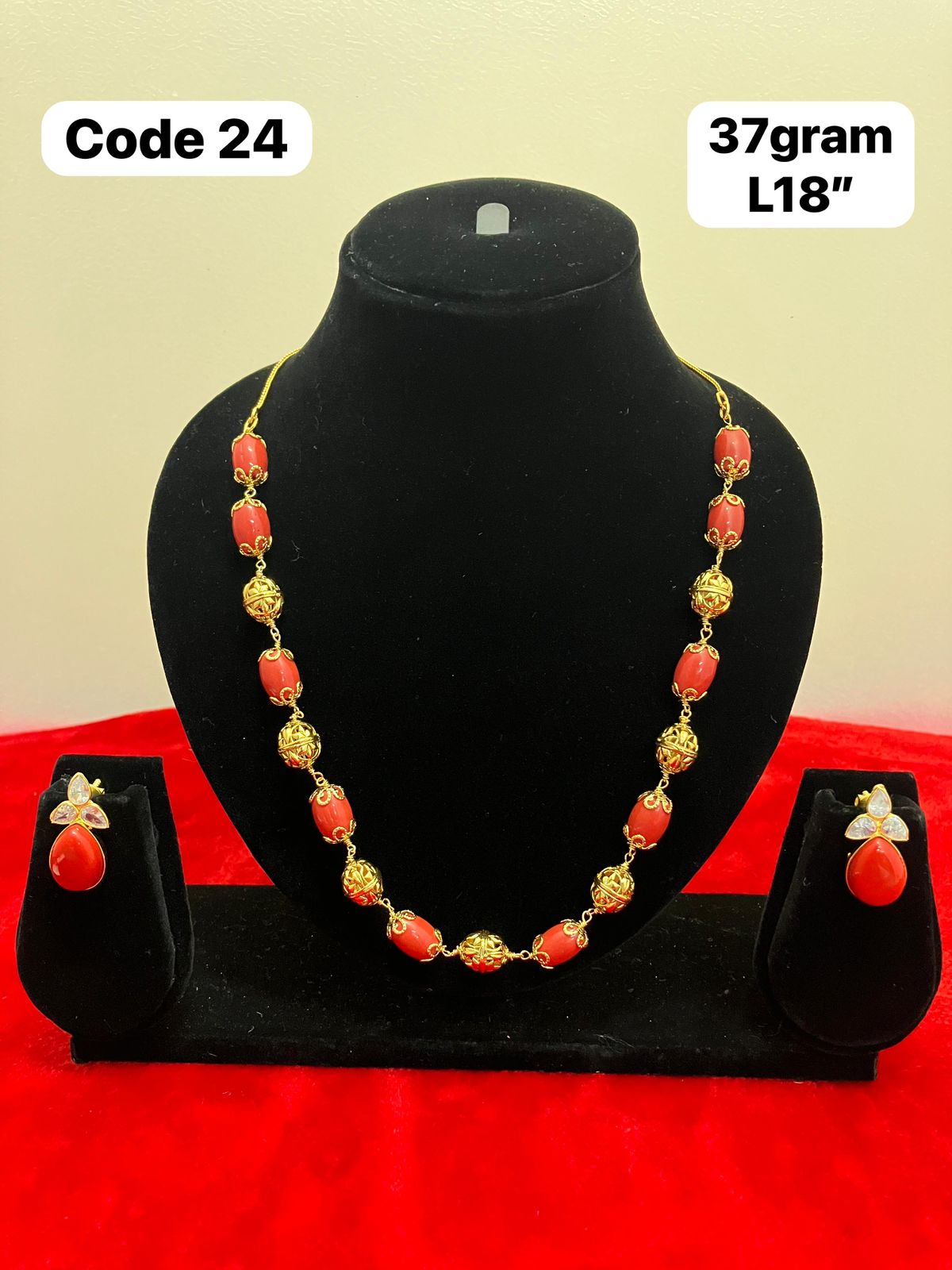 panchaloha made gold polished necklace with stone-https://i-media.vyaparify.com/vcards/products/69937/d0599545-fea7-4388-9fab-ee4f2e5a9f29.jpg Image