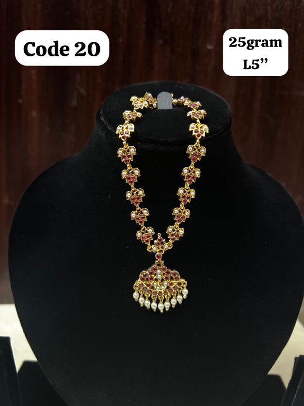 Panchaloha made gold polished red and white stones necklace-https://i-media.vyaparify.com/vcards/products/70284/b0d9b081-3ace-41be-8fc2-19c967d13367.jpg Image
