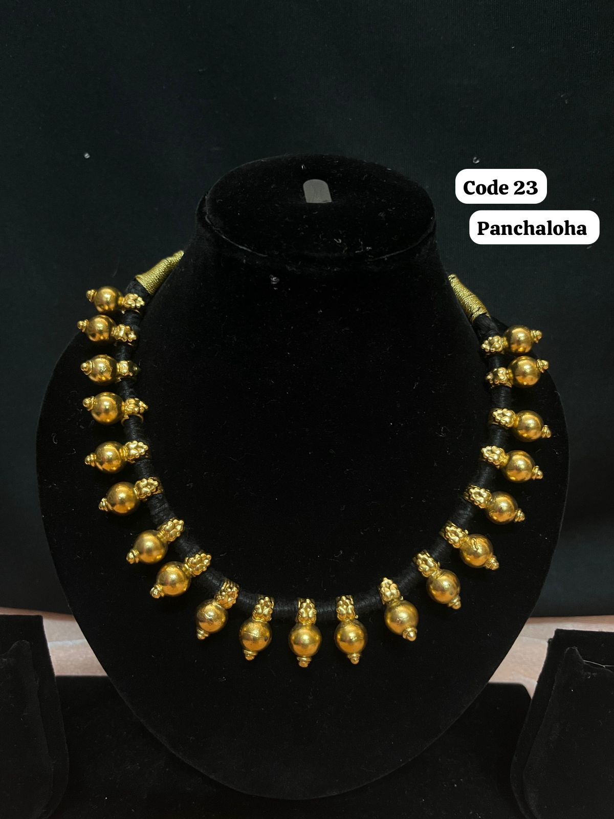 panchaloha made gold polished gundu mani necklace traditional-https://i-media.vyaparify.com/vcards/products/70357/9db0d1e6-213a-442e-823c-52d4263d588a-(1).jpg Image