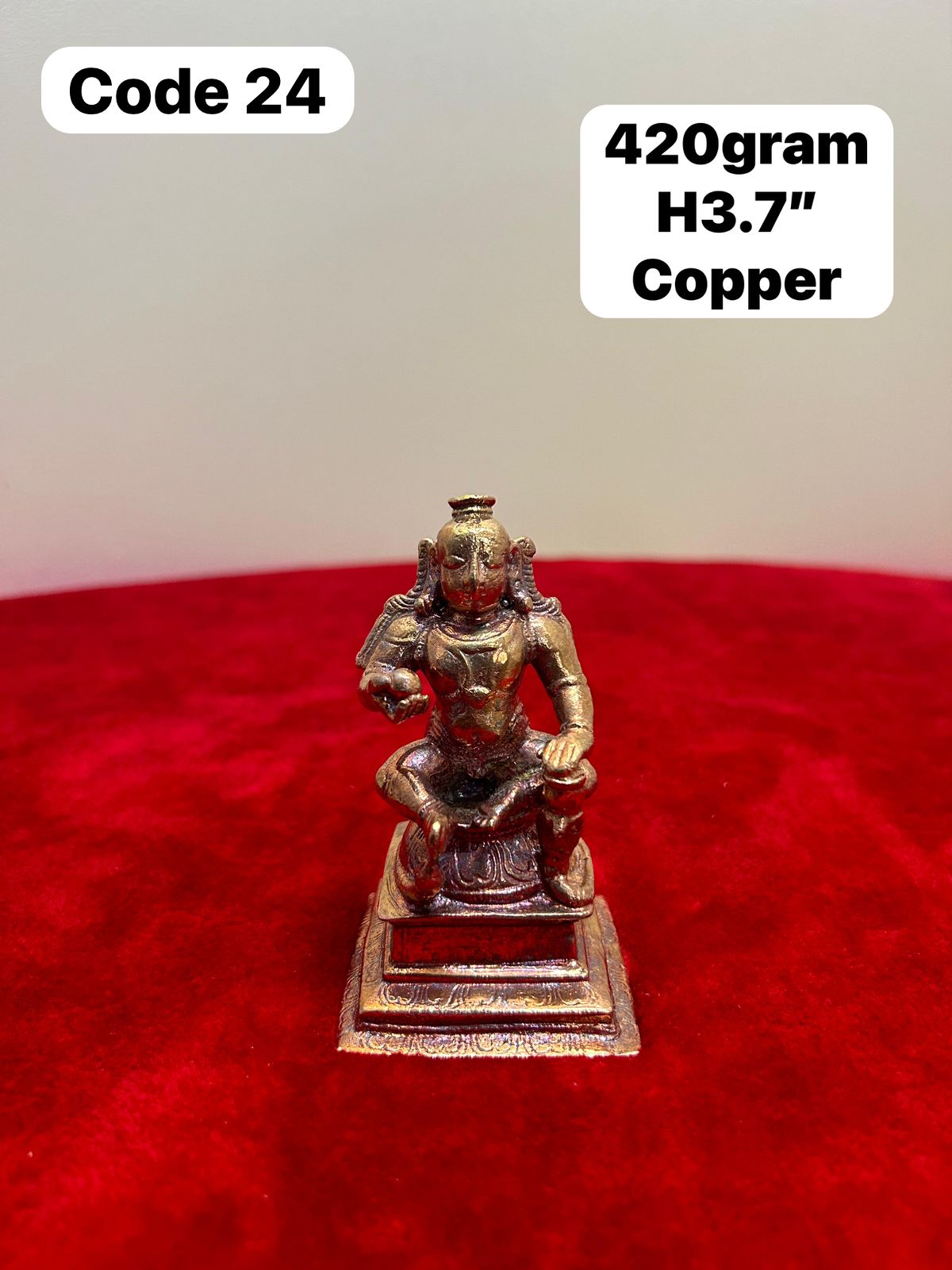 Copper made butter ball krishna-https://i-media.vyaparify.com/vcards/products/70400/1ae3447d-1549-4f37-b367-41d01645020a.jpg Image