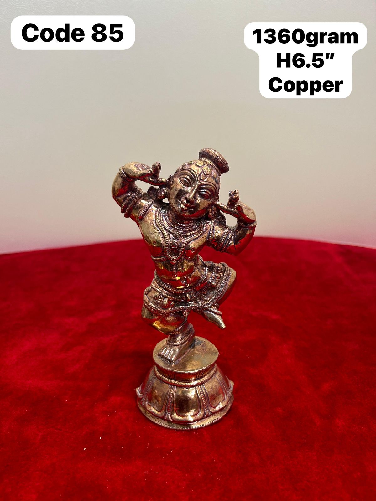 Copper made dancing krishna-https://i-media.vyaparify.com/vcards/products/70410/b94bc851-ea24-44fc-8751-d0802cab8098.jpg Image