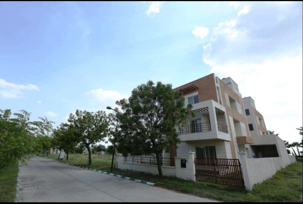 Villa-https://i-media.vyaparify.com/vcards/products/7555/SK......35.jpg Image