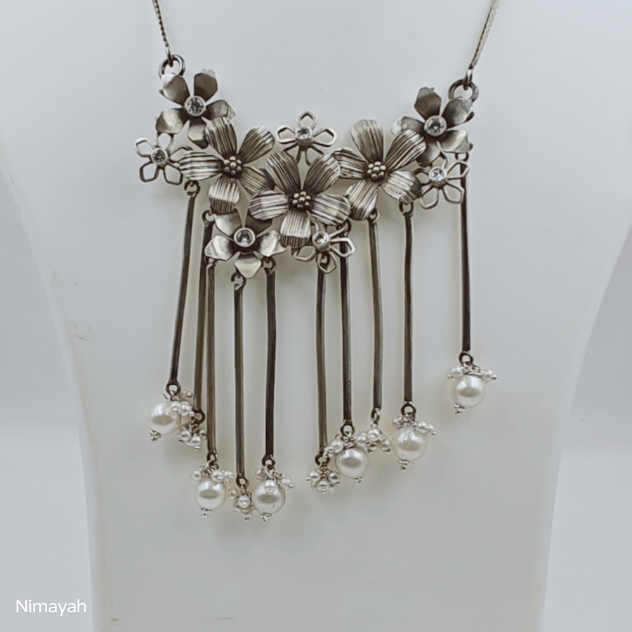 Mogra Drop Necklace-https://i-media.vyaparify.com/vcards/products/75595/1000155296.jpg Image