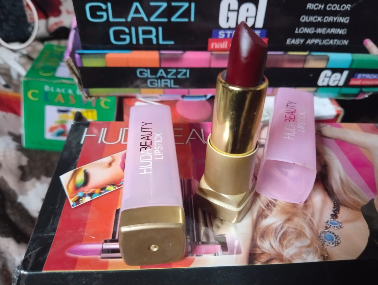 Huda Beauty Lipstick TANISHQ COSMETIC AND GENERAL STORE Sukhliya