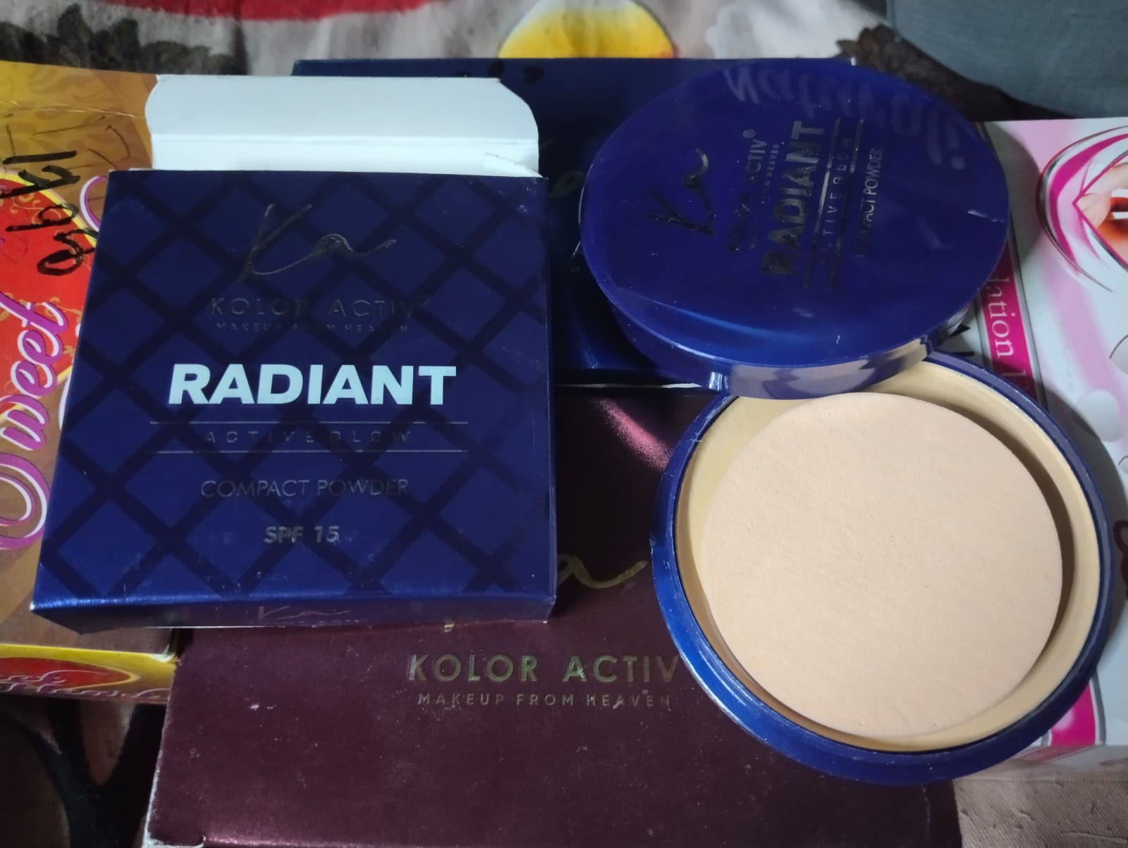 Radiant Compact Powder SPF 15 TANISHQ COSMETIC AND GENERAL STORE Sukhliya
