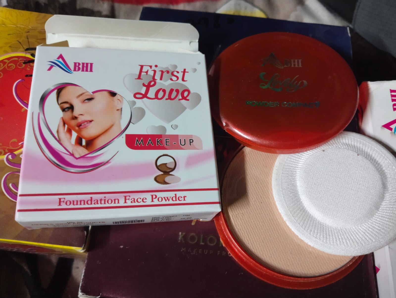 Abhi Compact Powder (Face  Powder) TANISHQ COSMETIC AND GENERAL STORE Sukhliya