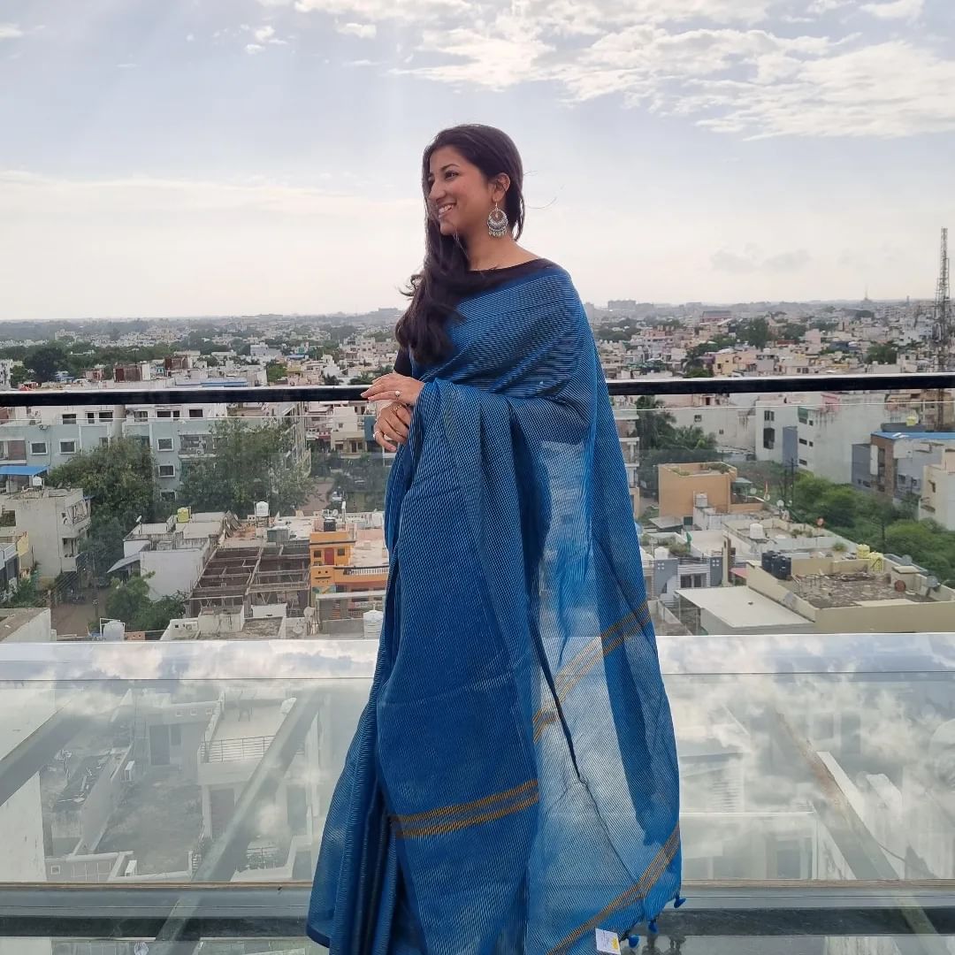 Striped Khadi Sarees-https://i-media.vyaparify.com/vcards/products/8536/Striped-Khadi-Sarees.jpg Image