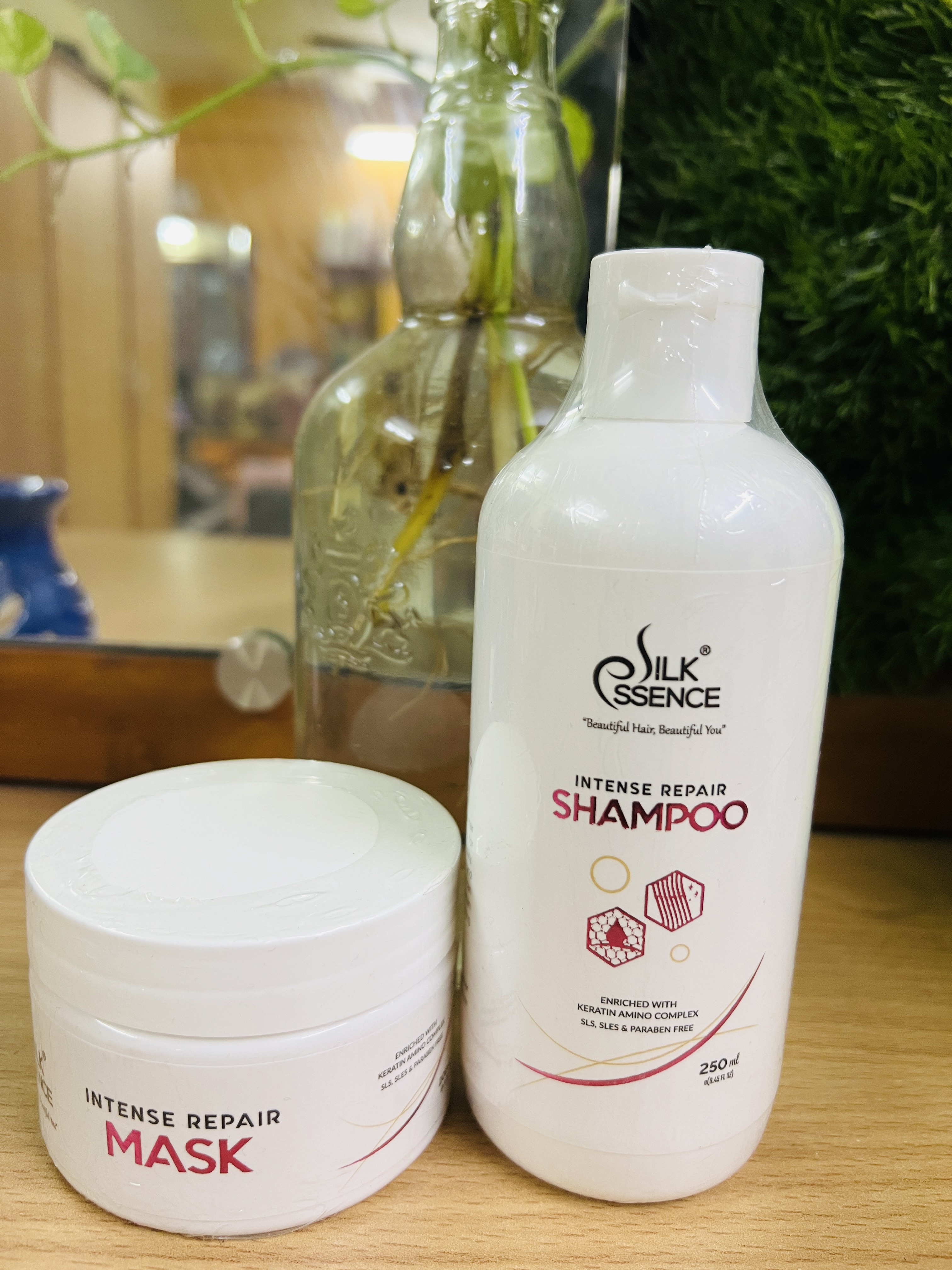 Silk Essence Intense Repair- Shampoo & Mask-https://i-media.vyaparify.com/vcards/products/91356/IMG_9162.jpeg Image
