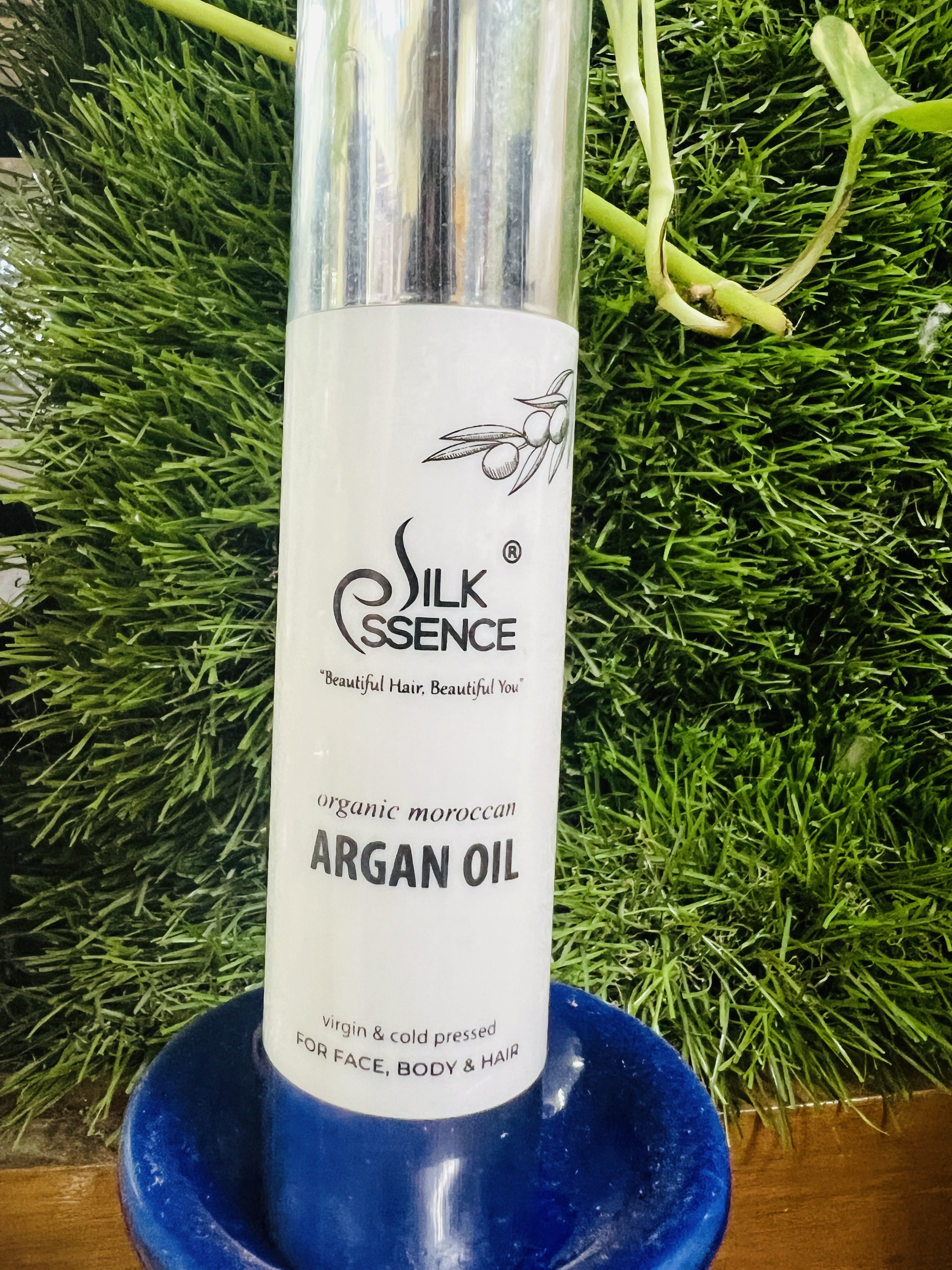 Silk Essence- Hair Serum FAME MAKEOVERS Gate No 8 , B/44 , Parsottamnagar Society, Near Althan Garden , Althan , Surat -395017.