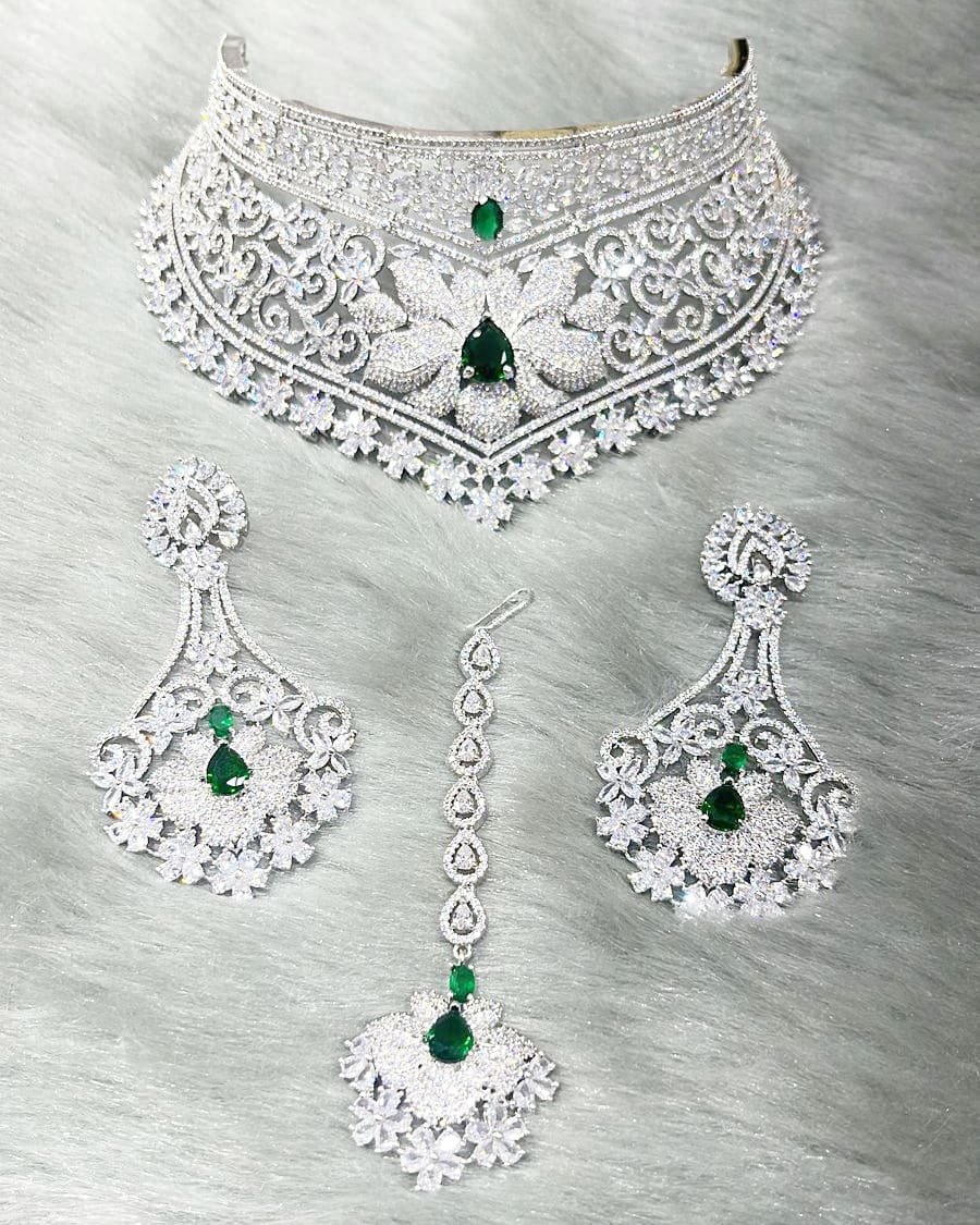 Imitation Jewellery-https://i-media.vyaparify.com/vcards/products/9377/jewellery.jpg Image