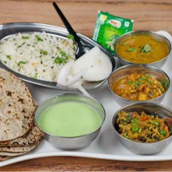 Plain Thali Moonlight Restaurant 