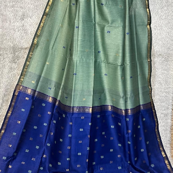 Star buti motifs saree Heena Ansari Handloom Mominpura Jama Masjid Chok
