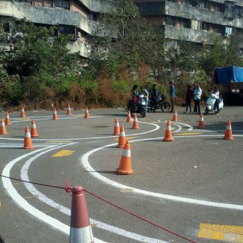 Scooty Training | Amir Motor Training School | Shop No-5 , Plot No-A/3 , Ramdas Apartment, Diva-Mulund Highway Road, Near HDFC Bank, Near Dominoes Signal, Sector-9, Airoli, Navi Mumbai, Maharashtra 400708, India