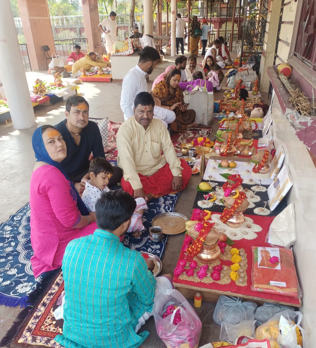 गुरु चंडाल दोष पूजा | Pandit Virendra Trivedi | 6 Dani Gate Kumharwada Ujjain, Madhya Pradesh 456006