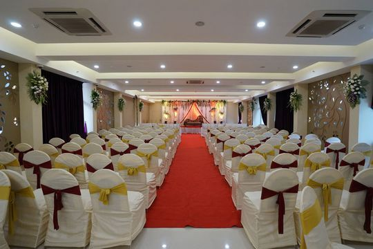 Banquet Services | Suruchi Caterers | Behind Koteshwar Petrol Pump Kalewadi Pimpri Pune