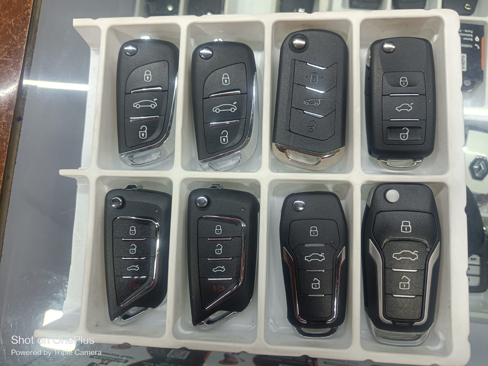 Transponder Programming at A To Z Key Maker | A To Z Key Maker | Baner - Balewadi Road, Opposite Kotak Bank, Balewadi Phata, Baner Pune 411045