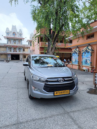 Toyota Innova Rajani Cab Service Vijay Nagar Indore