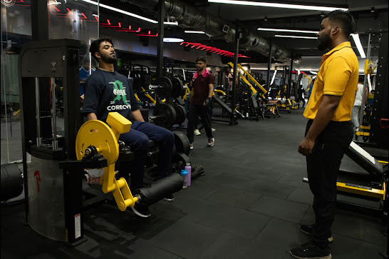 Specialized Fitness Trainers | Ycs Powerhouse Gym Moshi | Silver 9 Rood Moshi Pune  412105