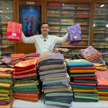 Sales Staff Assistance Draupadi Vastram Clothing Shop Bhugaon Shop No 01, Bhugaon Road,Near Maharashtra Gramin Bank , Bhugaon