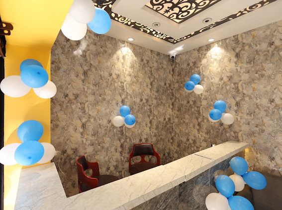 Hassle-Free Check-In and Check-Out | Hotel Hari Om Palace | Behind Shivkripa Jewellers, Santram Sindhi Colony, Ujjain