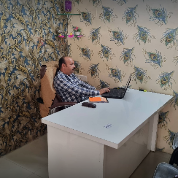 Financial Advisor | PRANEEL ENTERPRISES | 18 Amar Singh Marg, Third Floor 307, Devraj Tower Freeganj Ujjain