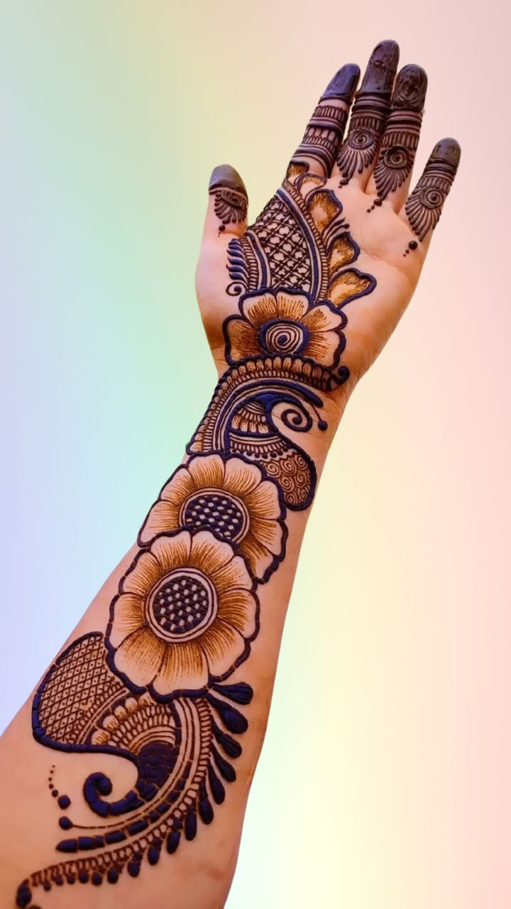 Arabic Mehndi | Akash Mehandi Art | Manak Chowk, Laxman Pura, Ratlam, Madhya Pradesh 457001, India