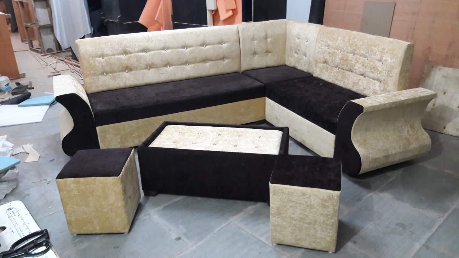 New Look Sofa Repairing and Furniture New Look Sofa Repairing And Furniture 8, Kanadiya Road Patel Vihar  Indore