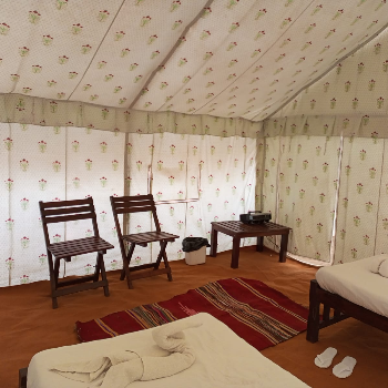 fully furnished readymade room | SS Temporary Toilet For Rent | 138/3, Indore - Dhar Rd, Sinhasa, Indore, Madhya Pradesh 453112