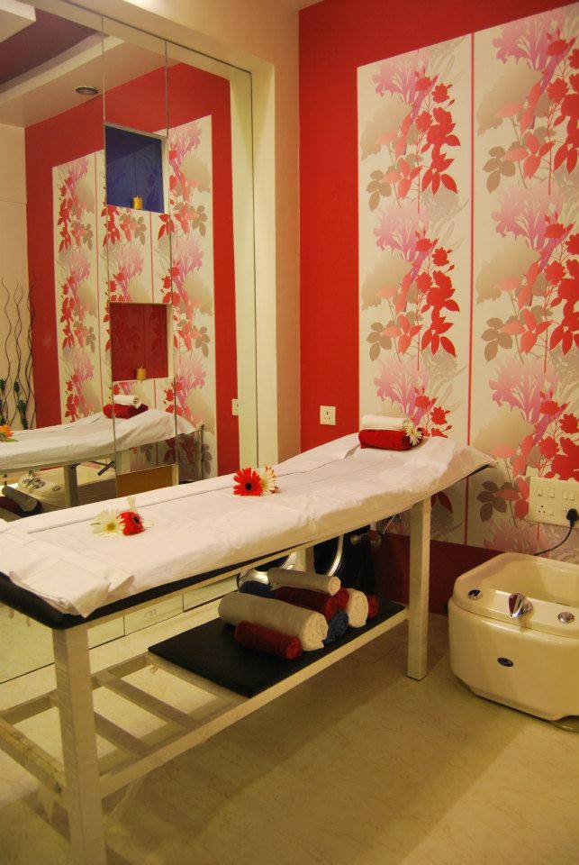 Blissful Spa Retreat | Paneri Beauty Hair & Makeup Studio | Old Sangavi,pune