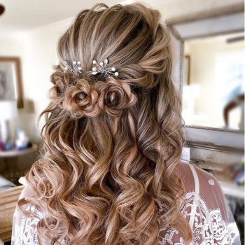 hair wash + styling | #GRWM Hair Studio | Shop No.6, Leelashree Building, Karve Rd, Near Kaka Halwai, Opposite Ayurved Rasashala, Erandwane, Pune, Maharashtra 411004, India