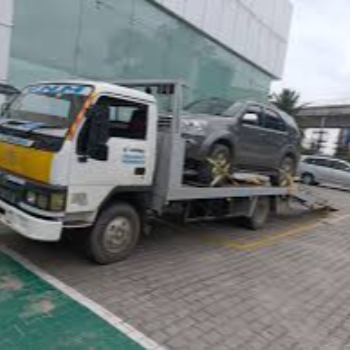 Four wheeler towing service Om Sai Towing Service Pune Downtown, Fountain Road, Ashoka Nagar, Kharadi, Pune, Maharashtra 411014