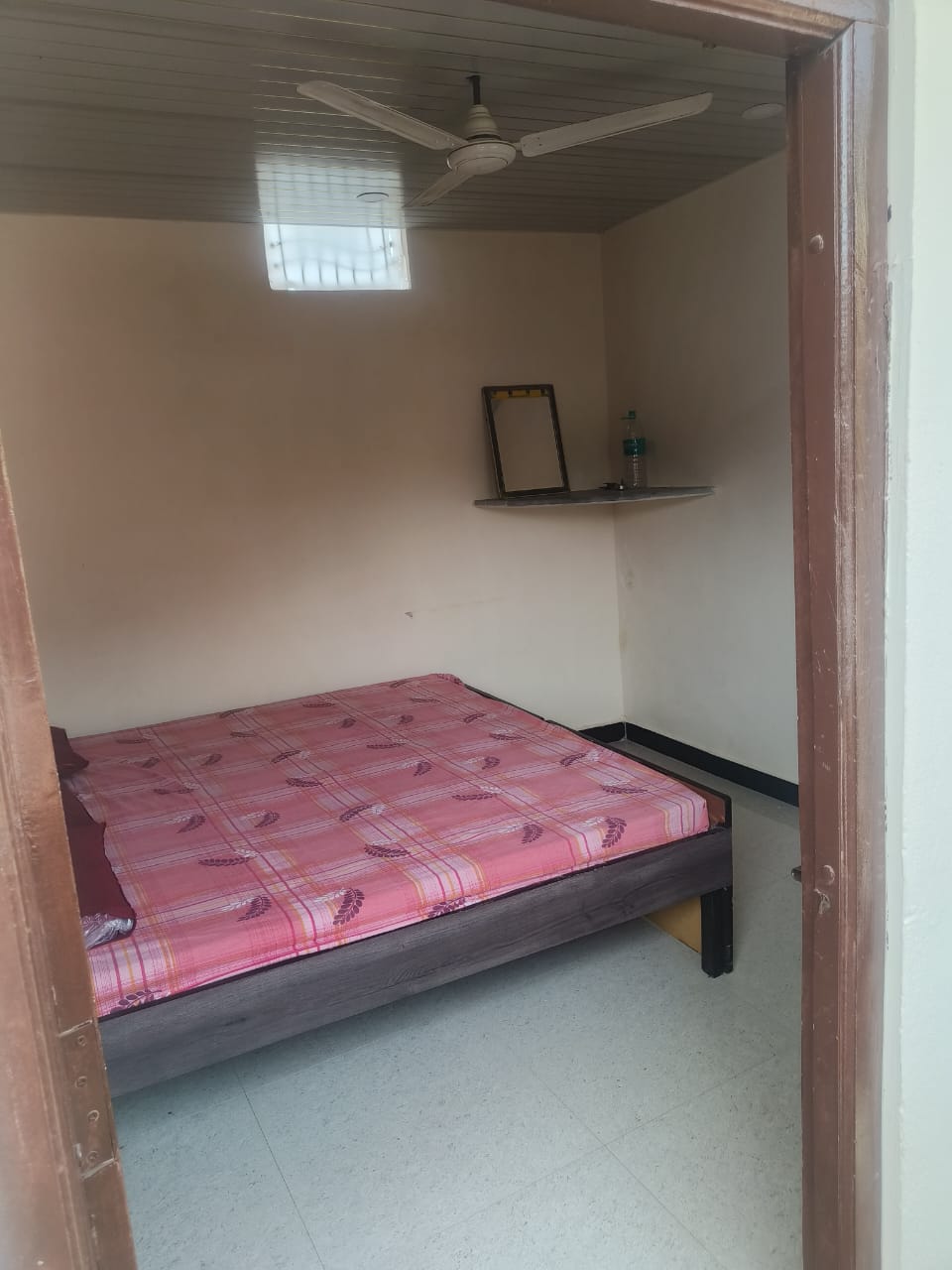 Comfortable Double Bed Rooms at Kailash Kuti Guest House | Kailash Kuti Guest House | 10, Ramghat Ramsidi, Yogipura, Jaisinghpura, Ujjain, Madhya Pradesh 456006, India