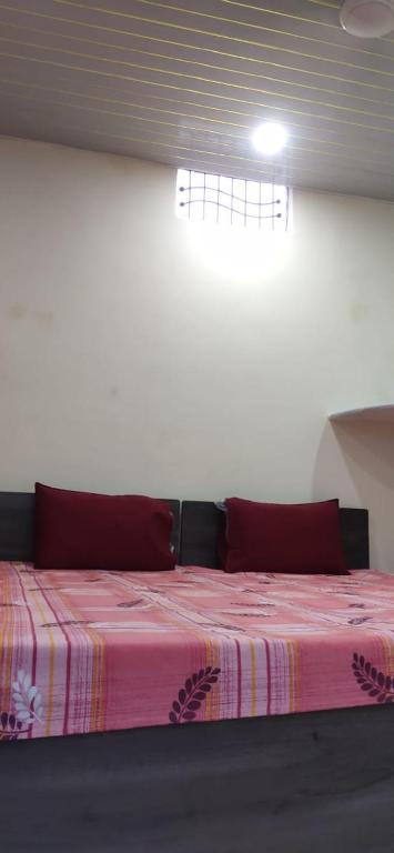 Family Rooms at Kailash Kuti Guest House | Kailash Kuti Guest House | 10, Ramghat Ramsidi, Yogipura, Jaisinghpura, Ujjain, Madhya Pradesh 456006, India