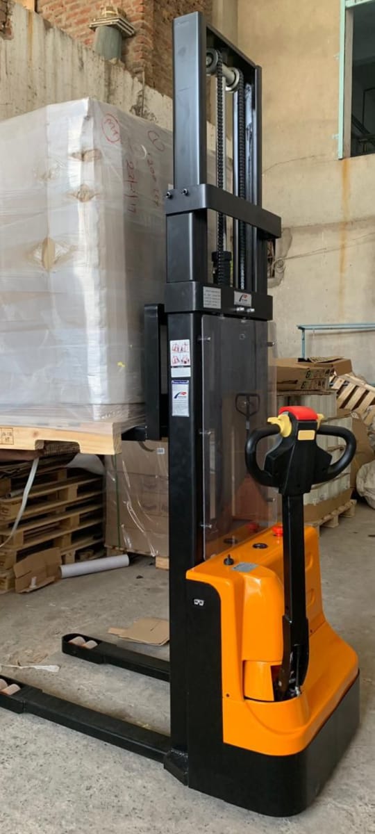 Semi Electric Stacker | Harendra Choudhary | Mahal Rd, Sitapura Industrial Area, Karolan Ka Barh, Jaipur, Rajasthan 303905, India
