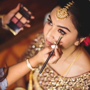 Professional Makeup Services | Renu's Artistry | Yashasri Building A Wing, Khandoba Mandir Ext, Shatrunjay Nagar, Kondhwa Budruk, Pune, Maharashtra 411046, India