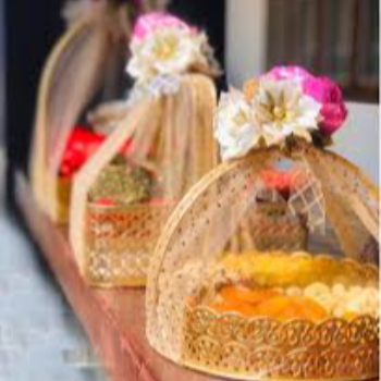 Wedding gift Hamper | Mahalaxmi Gift Centre | Shop No 1, Rail Toly, Gondia City, Gondia - 441614
