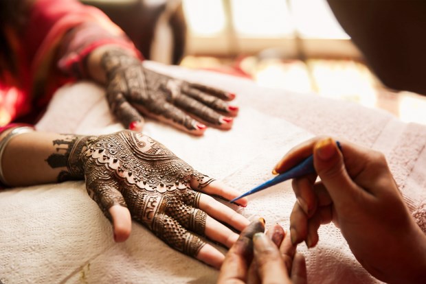 Mehndi Services in India — Ayushi jangde Ayushi Jangde Chitawad Main Road