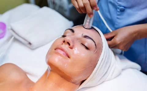 Face Treatments | Esvee Hair Studio And Academy | Bungalow No. 6, Ground Floor, Swayam Siddha Soc. More Vidyalay Chowk, Paud Rd, Kothrud, Pune - 411038.