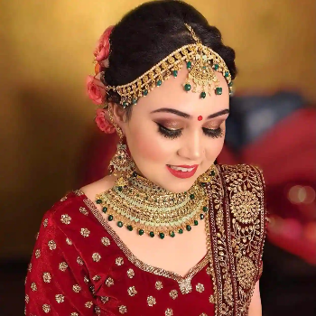 Bridal Makeup Services | ALF Salon & Wellness | 4th Floor, La Casa Lucido Club, Beside Amazia Water Park, Parvat Patiya Surat Gujrat