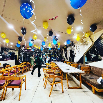Ambience and Music Delicious Cafe & Restro Opposite Ganesh Mandir, Betab Gents Parlour, Freeganj, Mari Mata Square 452015