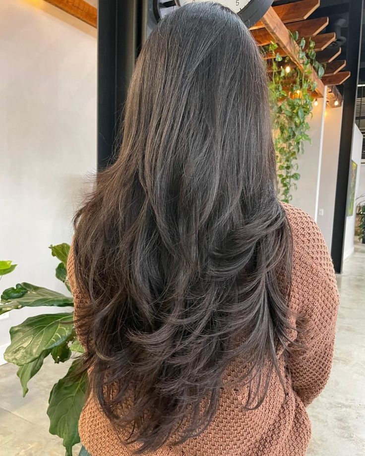 Female Hair Cut | Marvelous Unisex Salon | Shop No.36 Kakde Plaza, Opp. Kakade City, Karve Nagar, Pune, Maharashtra 411052