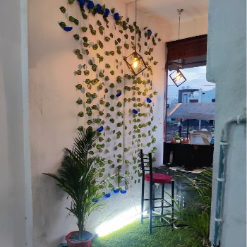 Pleasant Dining The Curry Crust इन्दौर, मध्य प्रदेश 452001, भारत