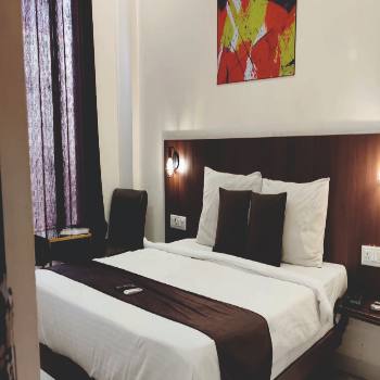 Room Service (24*7) | The Benchmark Hotel | Scheme No. 113, Near Briliant Convention Centre, Scheme No 51, Vijay Nagar, Indore, Madhya Pradesh 452010, India